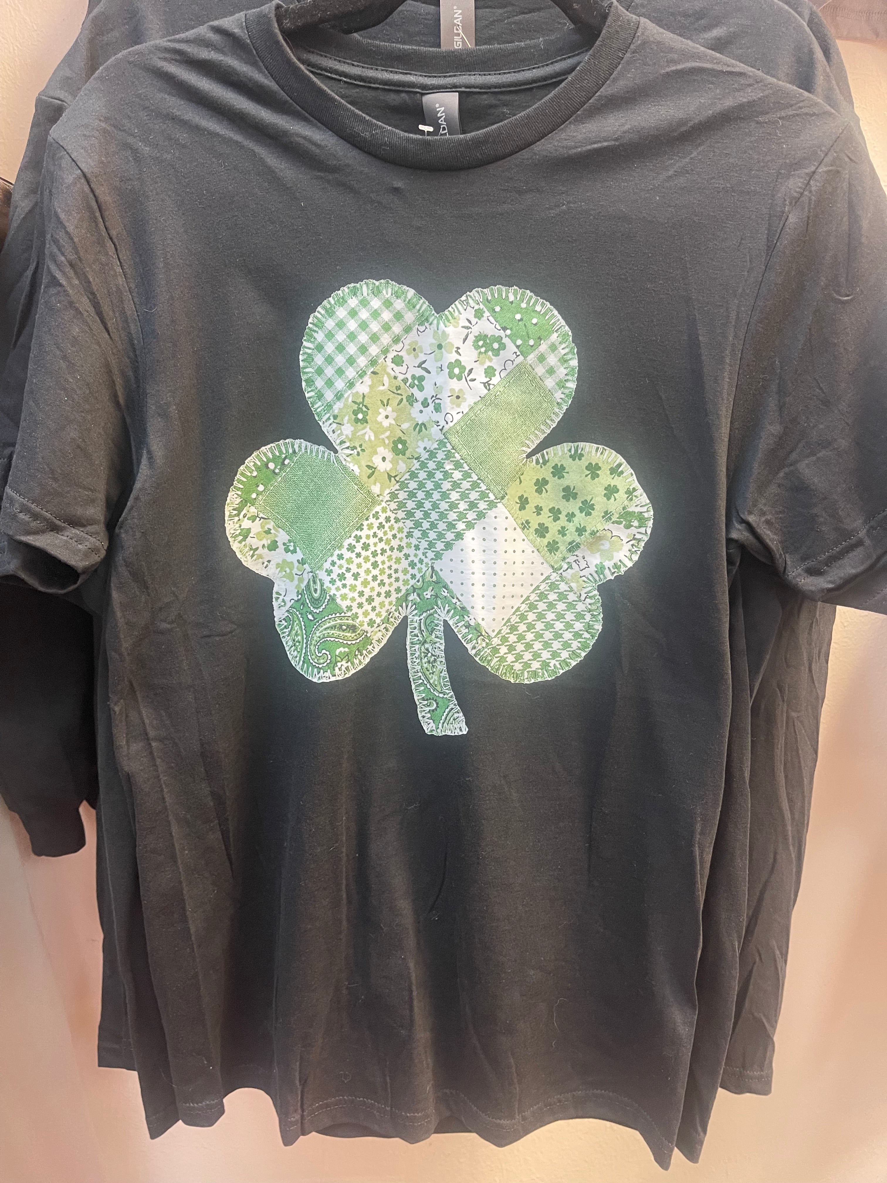 ST PATRICKS DAY CLOVER ☘️