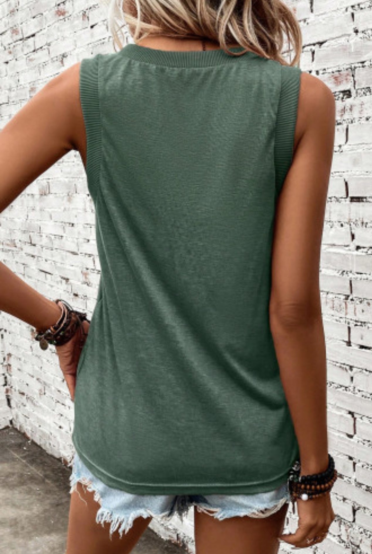 Ribbed V Neck Tank