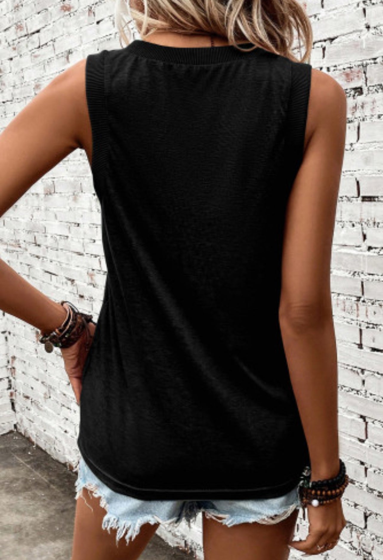 Ribbed V Neck Tank