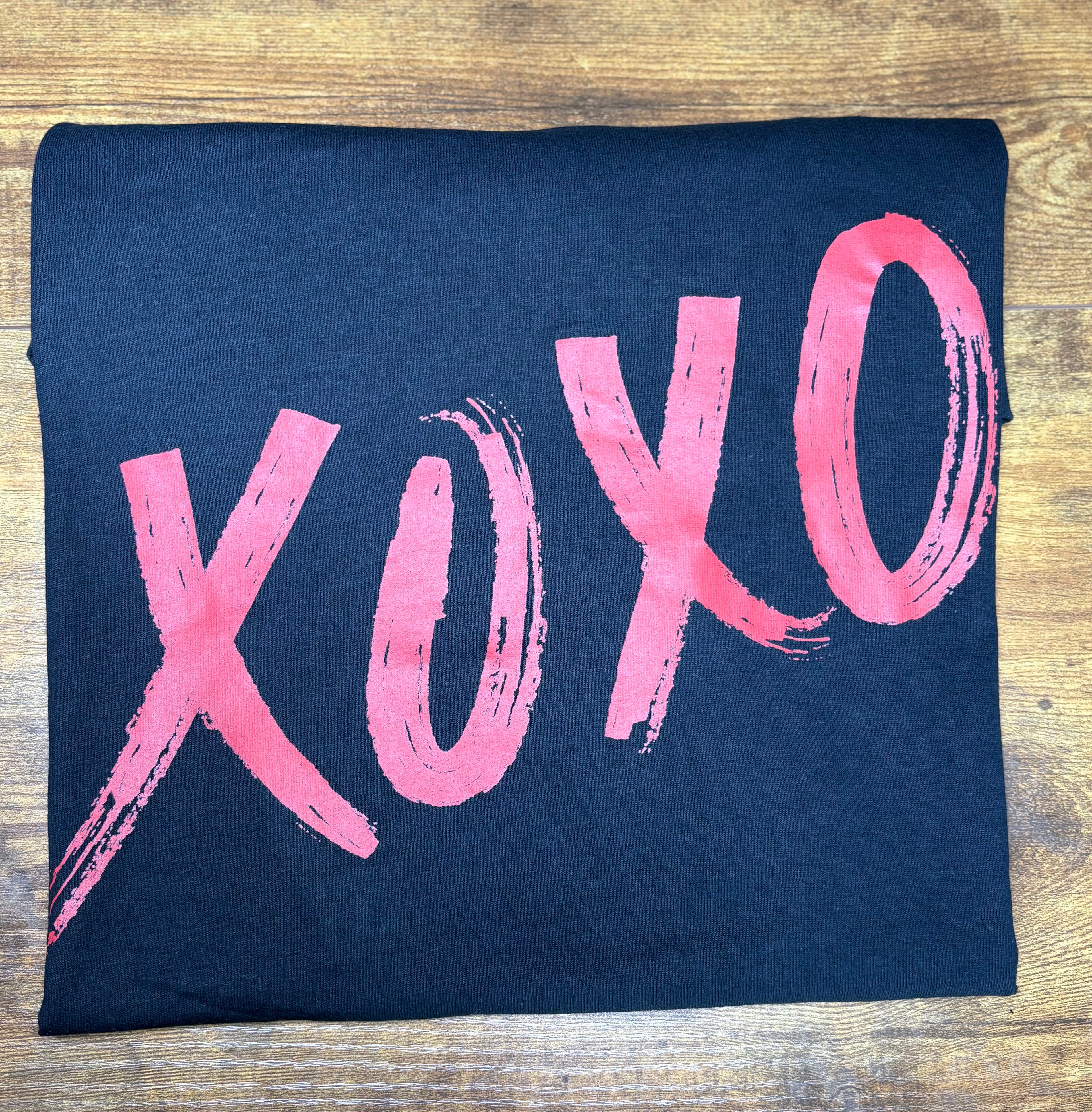 XOXO Tee